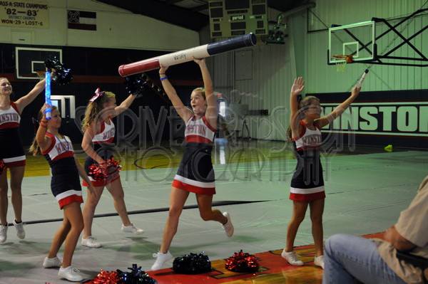 8-28 WA Pep Rally 184.JPG - SCRIVENER D300